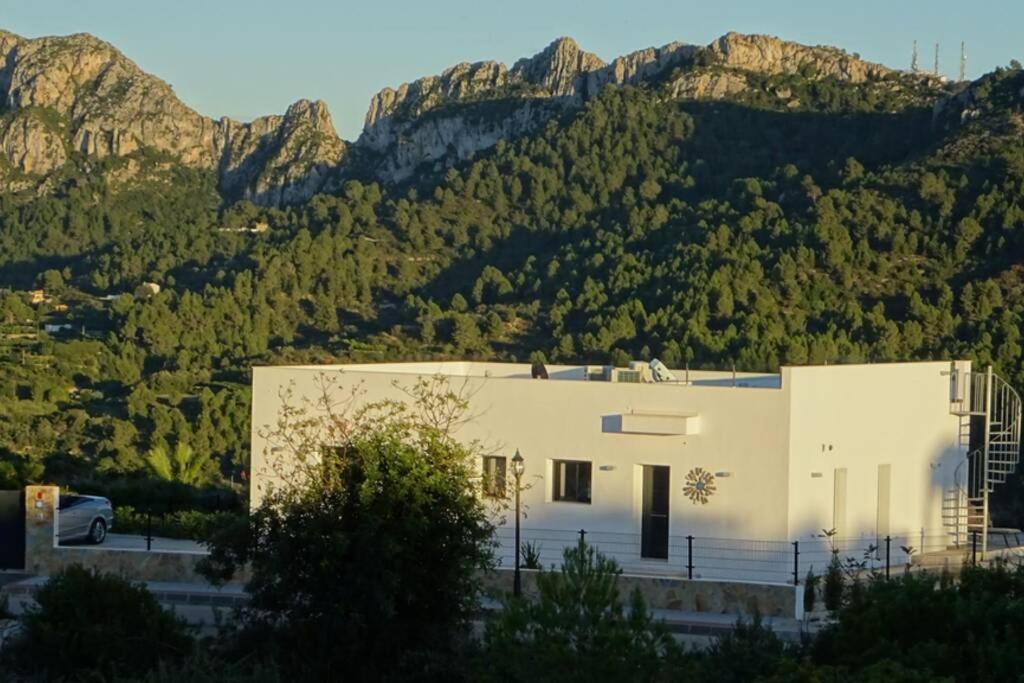 El Sol Blanco Villa Ráfol de Almunia Exterior foto